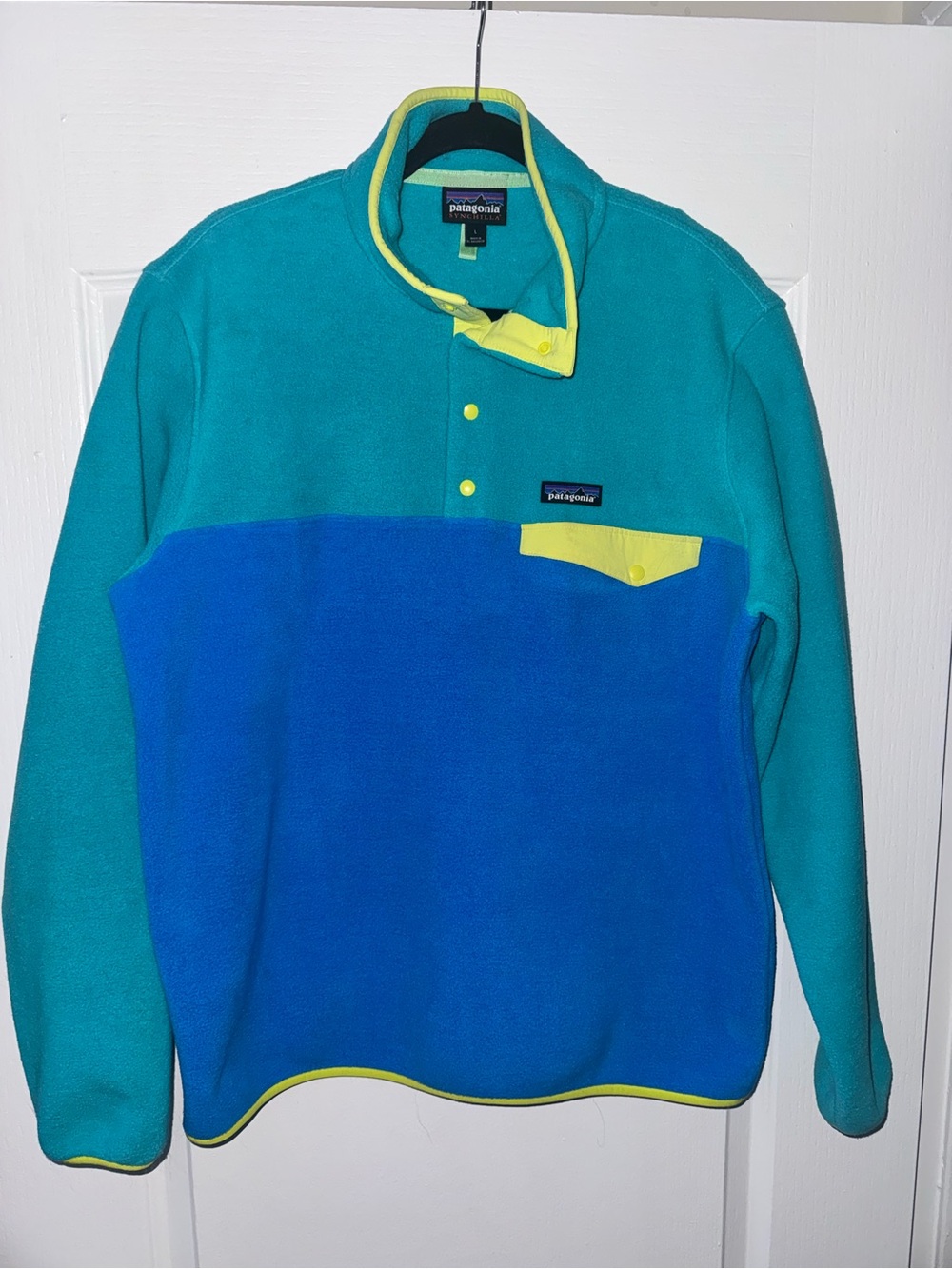 Patagonia Teal, Blue & Yellow Crewneck Synchilla Pullover - Men's